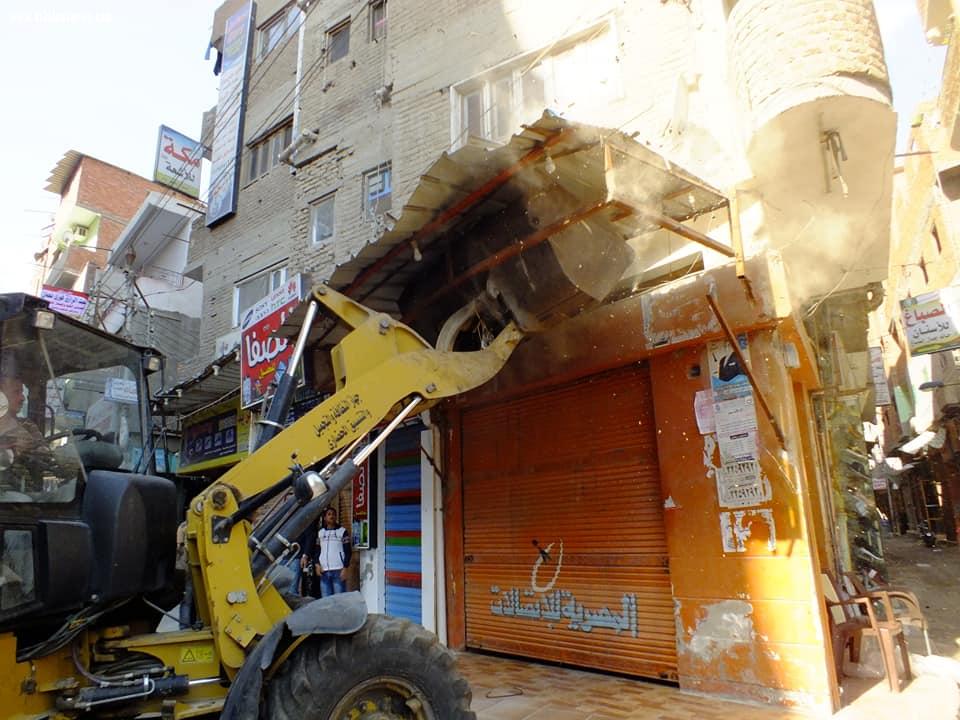 محافظ كفرالشيخ.. يتابع حملة إزالة الإشغالات بالرياض