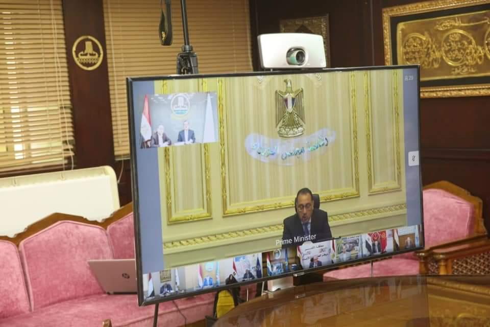 محافظ كفر الشيخ يشارك في اجتماع مجلس المحافظين لمتابعة الأوضاع الصحية وتوافر السلع التموينية والمواد البترولية استعداداً لعيد الفطر المبارك 