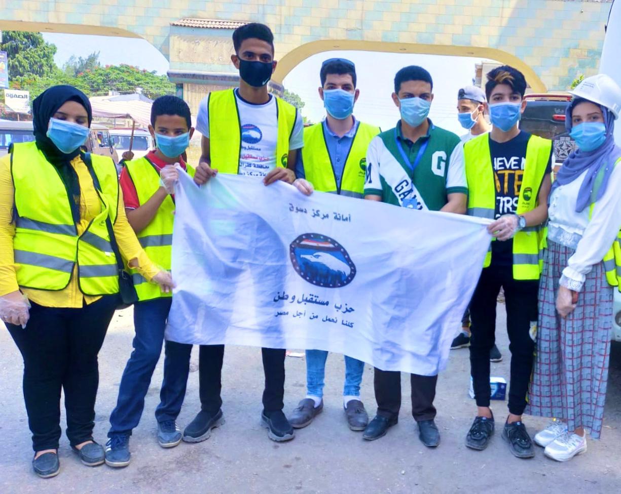 مستقبل وطن يواصل توزيع كراتين المواد الغذائية بكفرالشيخ