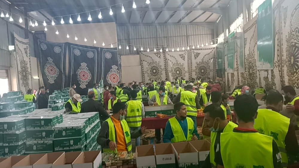 توزيع 11 ألف كرتونة رمضانية على المستحقين و500 وجبة ساخنة يوميا بكفرالشيخ