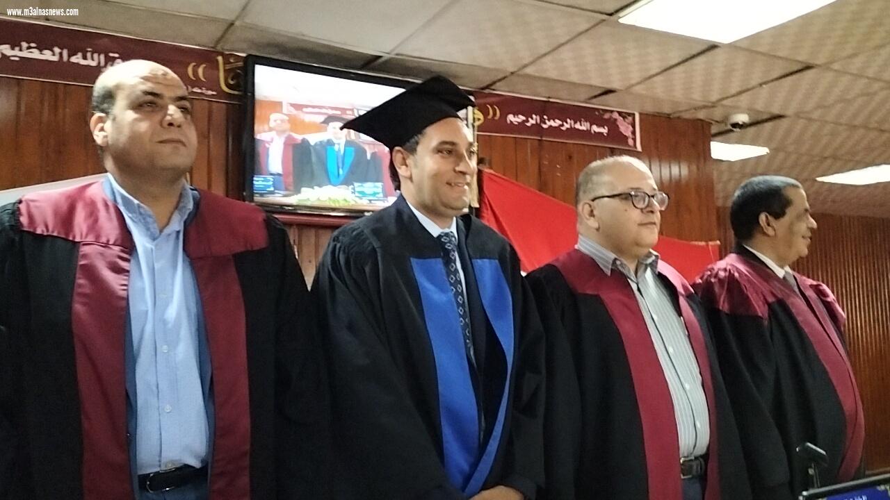 بامتياز.. الزميل وائل مجدى يحصل على الماجستير فى الإعلام من جامعة المنصورة