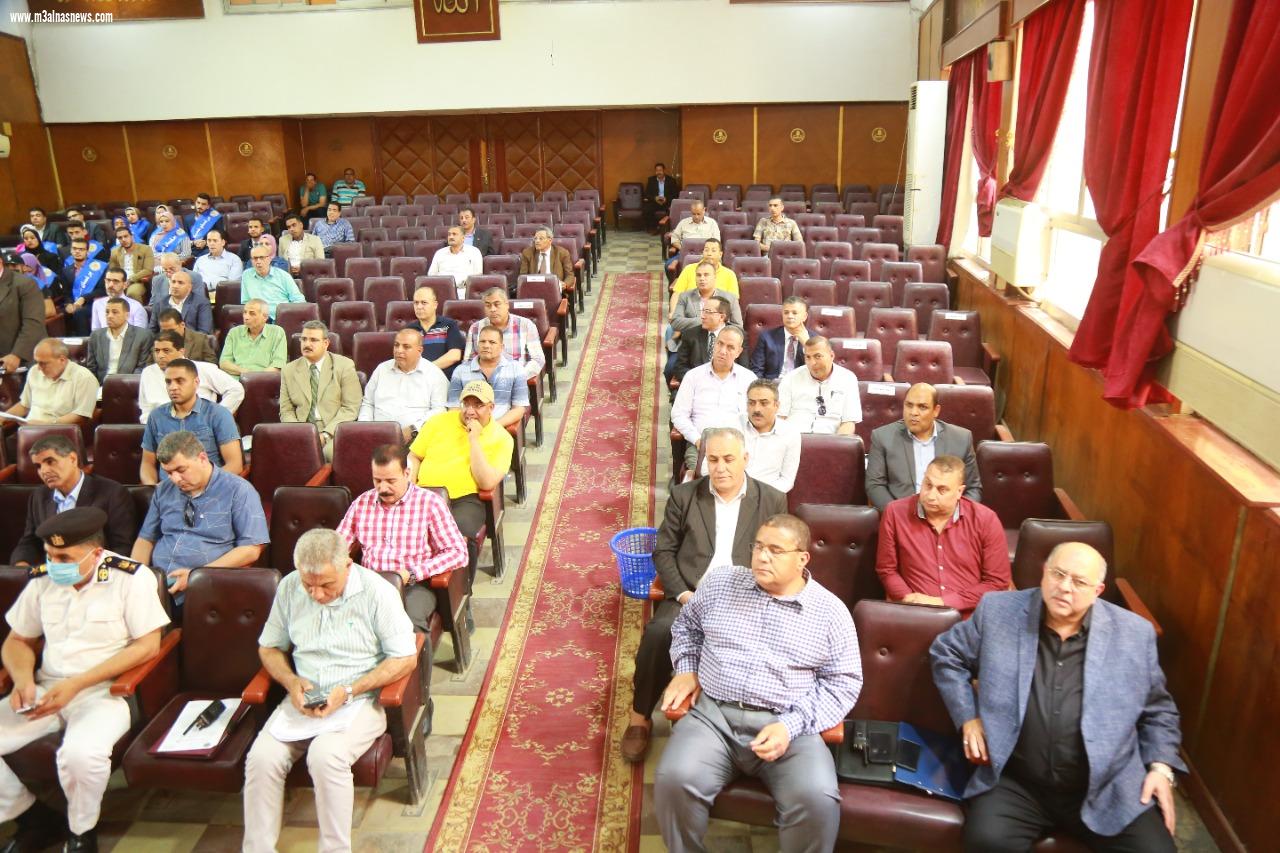 تنفيذي كفر الشيخ يوافق على إقامة مشروعات خدمية ومدرسة ثانوية صناعية للطاقة الشمسية والتركيبات الكهربائية