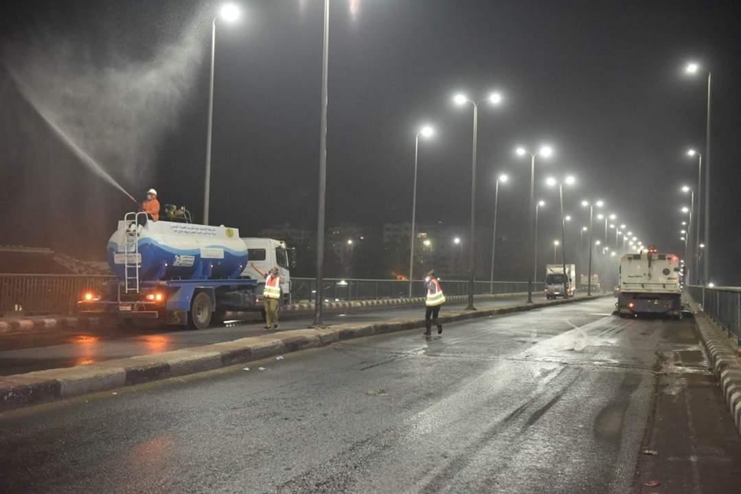 محافظ أسيوط يتابع أعمال التطهير والتعقيم الواقائي التي تتم بالمراكز والأحياء لمواجهه فيروس كورنا المستجد