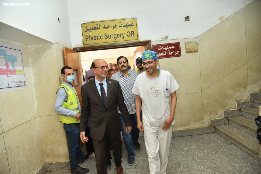   حوار أحمد الاسيوطي مع ا.د أحمد المنشاوي رئيس جامعه اسيوط