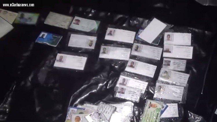 صحيفة روسية تكشف العثور على مئات من صناديق الأسلحة الأمريكية بحلب.. صور