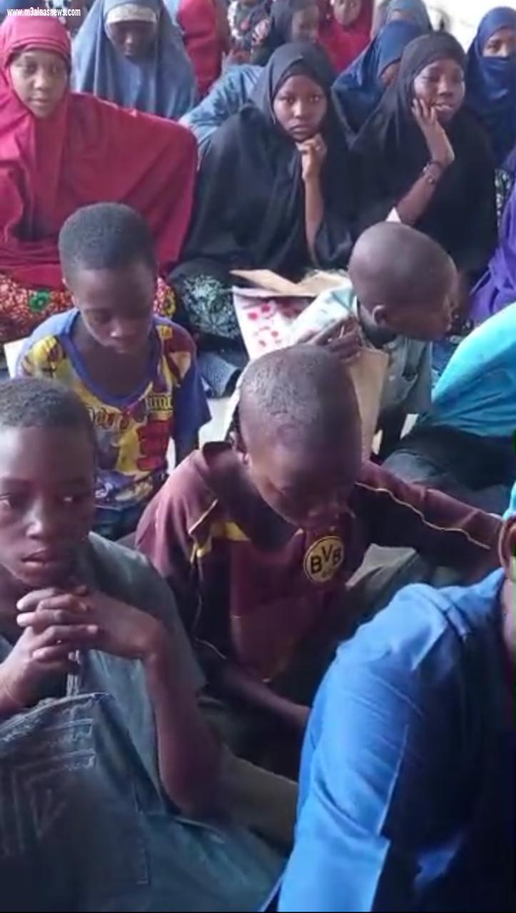 بالفيديو والصور ..درس تعليمى فى مدرسة بالنيجر لشرح مقال الأستاذ على الشرفاء : الرجوع إلى الله 