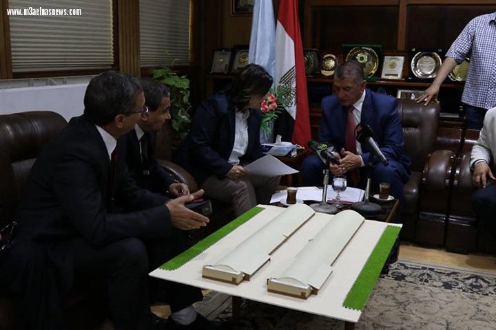 بالصور |نائب وزير الزراعة ومحافظ كفرالشيخ يبحثان تطوير الثروة الحيوانية والسمكية