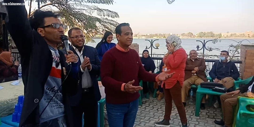 خليك فاكر فرحه مع اليتيم