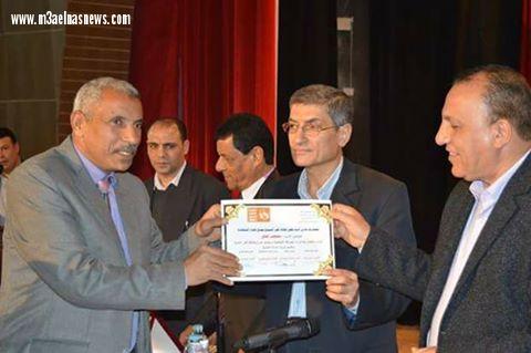 رئيس إقليم شرق الدلتا الثقافي يكرم 