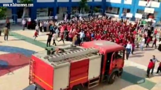   تنفيذ خطة إخلاء بمدرسة في دقيقتين ومحافظ كفر الشيخ يوجه بتعميمها بالمدارس