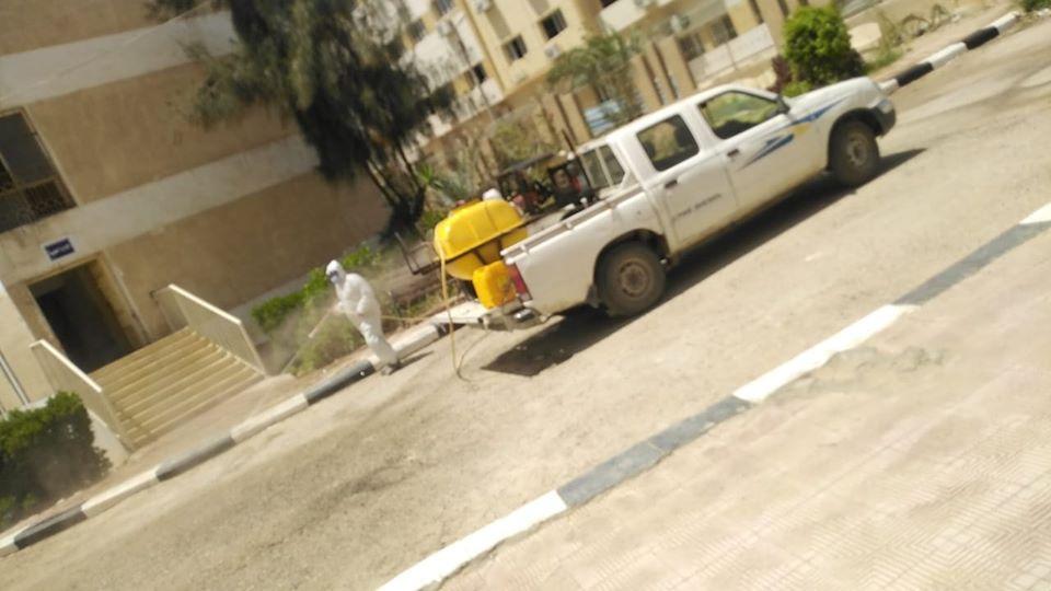 رئيس جامعة الفيوم.. تطهير وتعقيم مدن الطلبة الجامعية للمرة الرابعة على التوالي