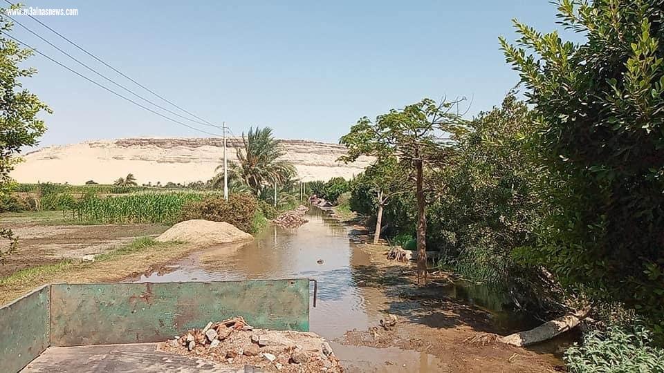 محافظ أسيوط: إعادة تأهيل الطريق بقرية دير القصير بمركز القوصية بسبب ارتفاع منسوب نهر النيل