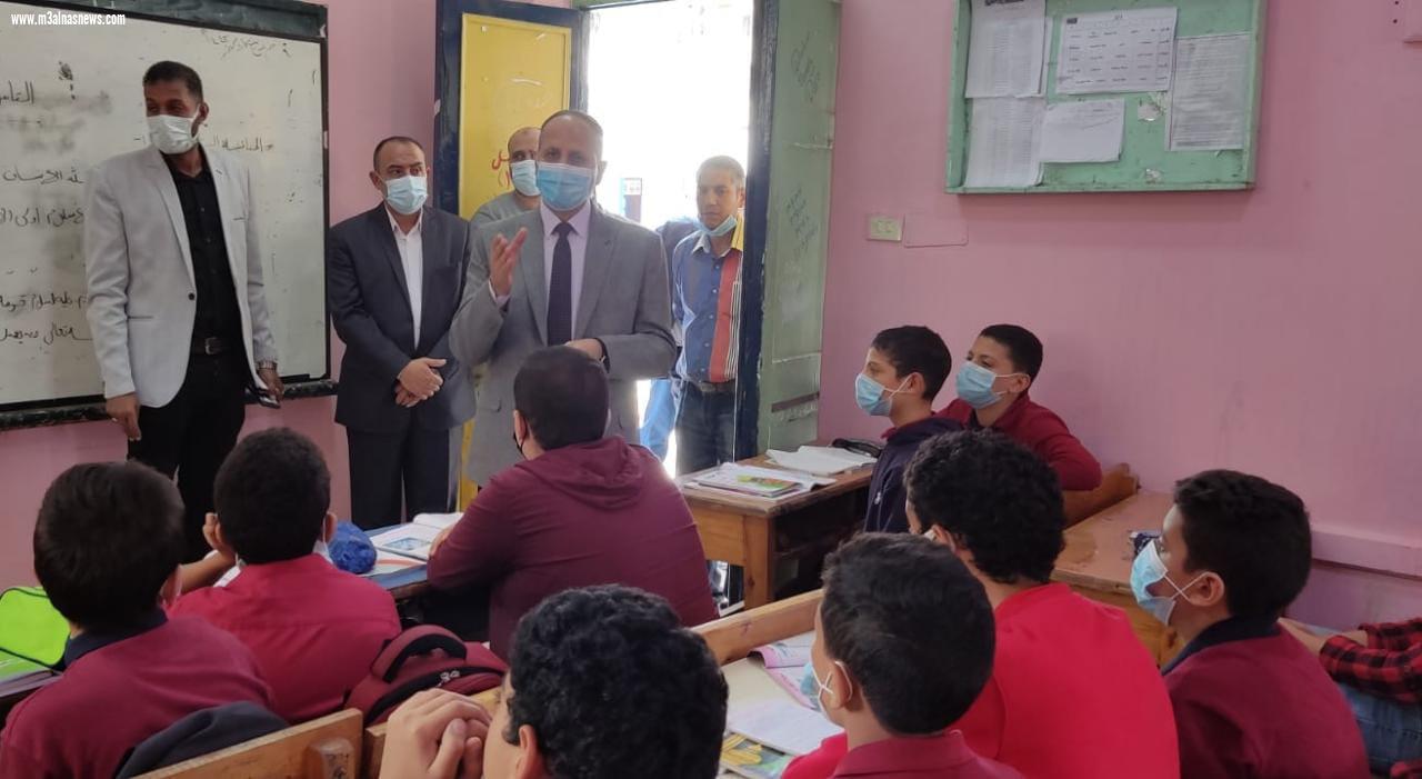   تنفيذ خطة إخلاء بمدرسة في دقيقتين ومحافظ كفر الشيخ يوجه بتعميمها بالمدارس