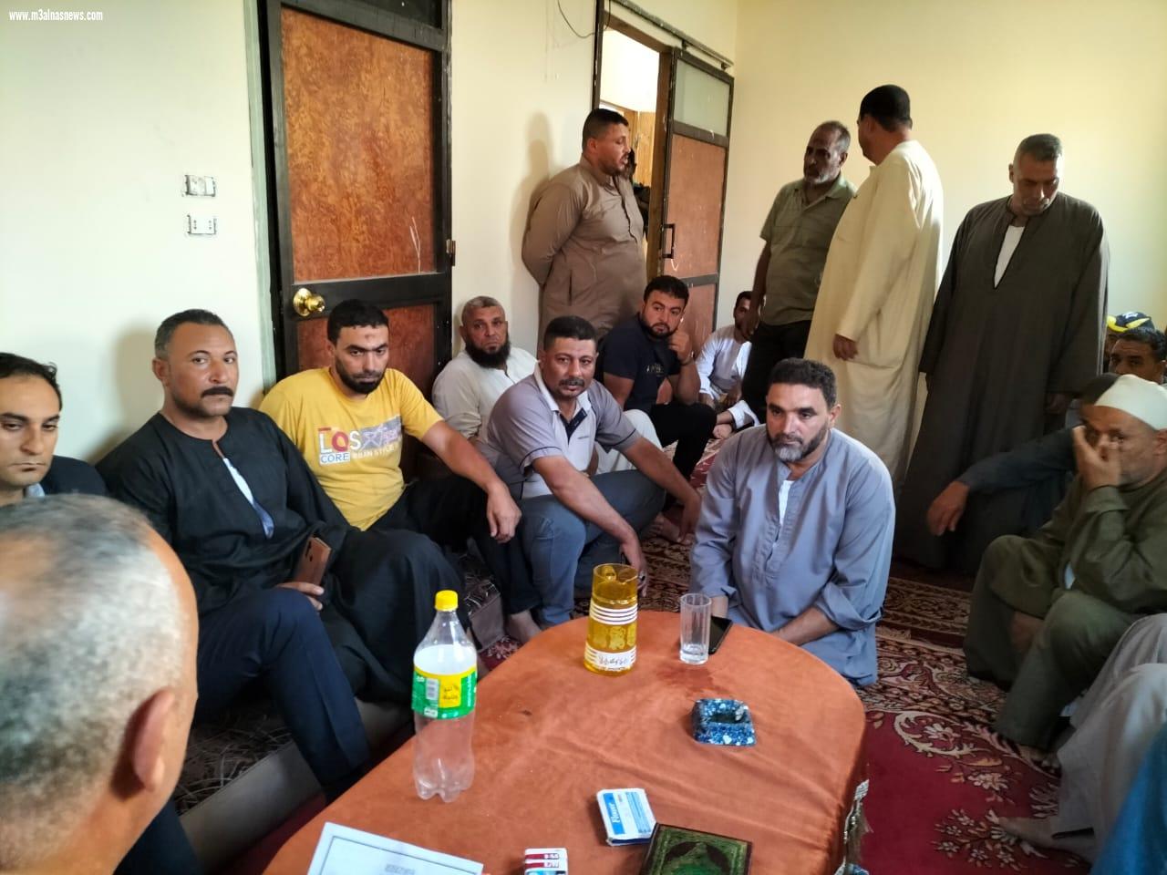 برعاية مع الناس ... جلسة صلح عائلتين بالمجاز الشرقى بكفر الشيخ
