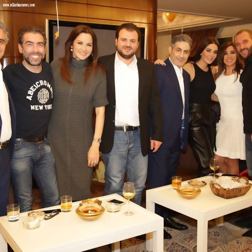 صور.. نجوم الفن والغناء في سهرة خاصة بمنزل نجوى كرم