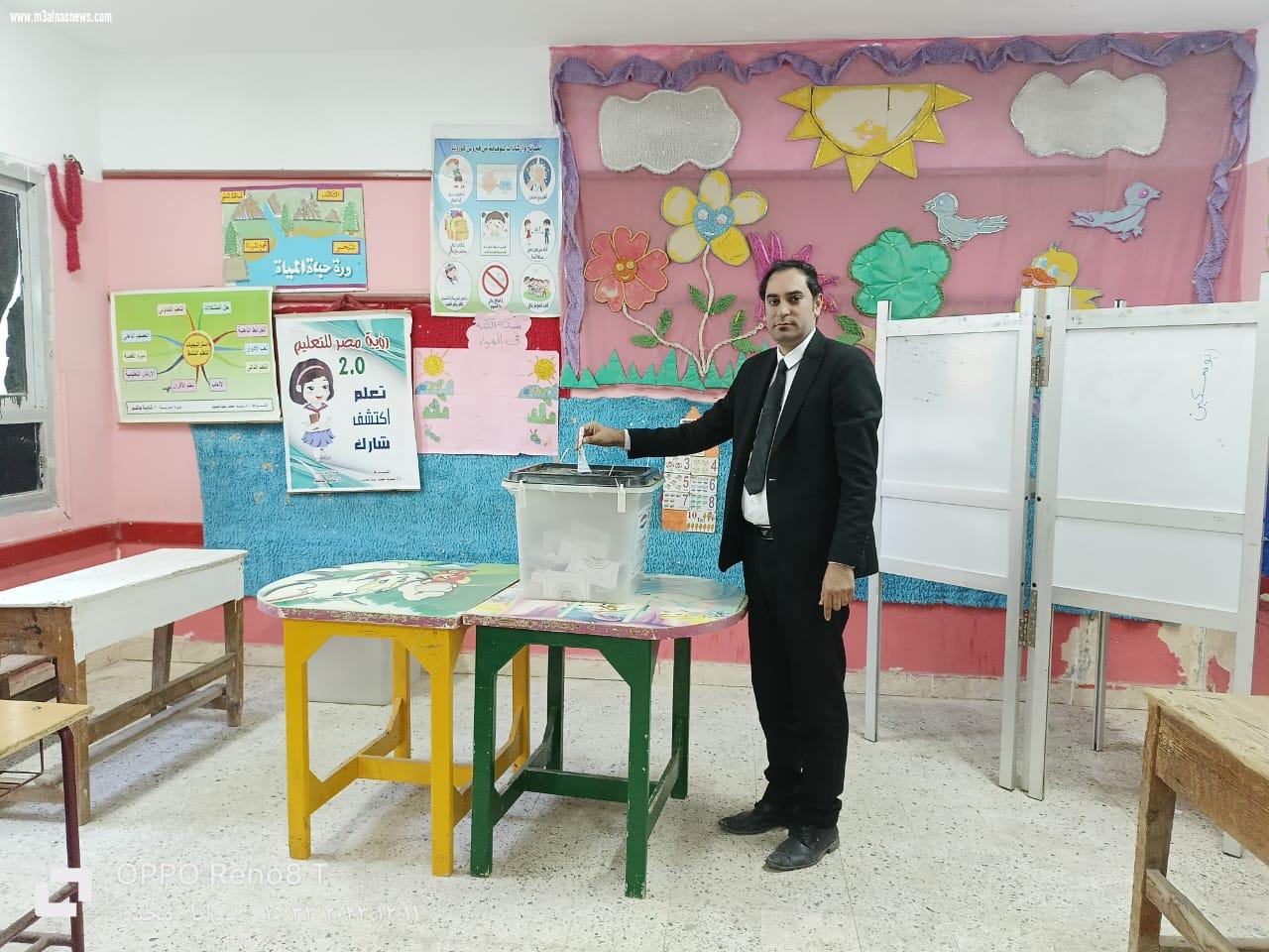 عقب الإدلاء بصوته فى الإنتخابات الرئاسية دكتور وائل مجدى ... أدعو شباب مصر للمشاركة فى الإنتخابات بكثافة