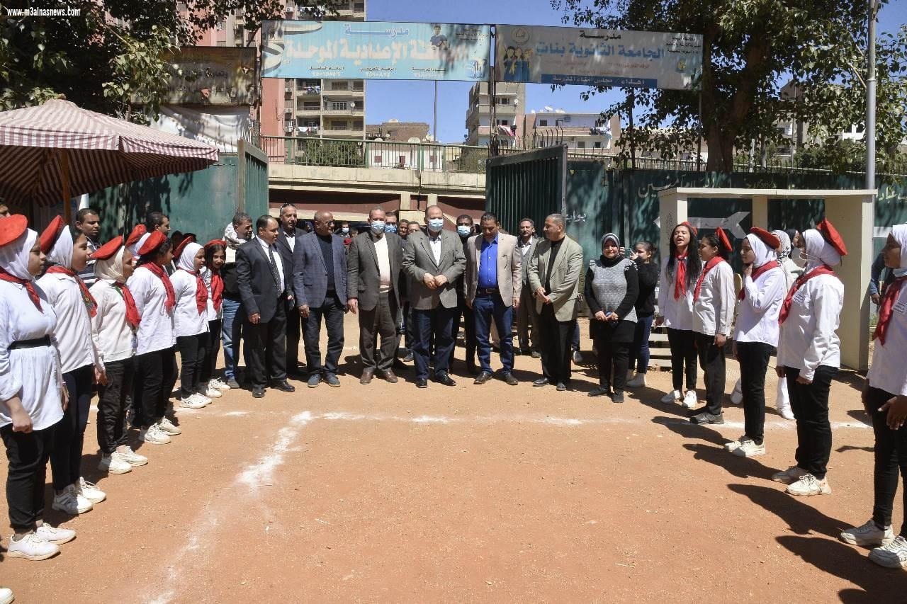 محافظ أسيوط يشهد احتفال مدرسة سانت ماري الخاصة بمنفلوط بعيد الأم وختام الأنشطة الطلابية