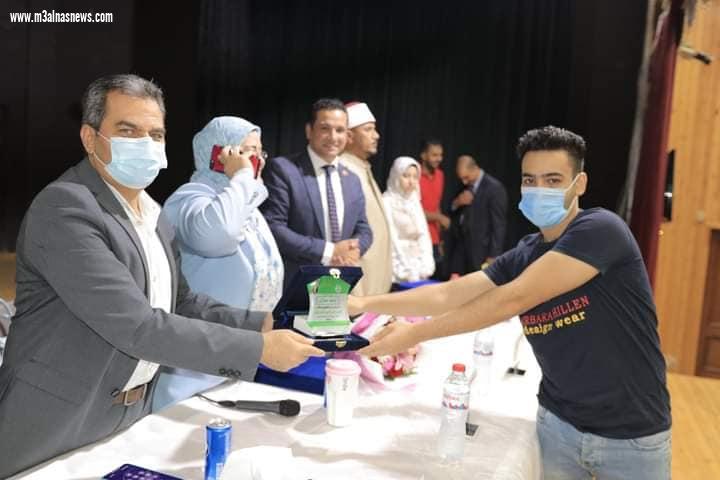 لقطات من تكريم الطلاب المتفوقين في الثانوية العامة والأزهرية لعام 2020/2021 برعاية النائب باسم حجازي