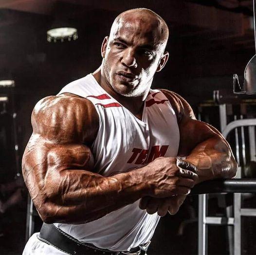  محافظ كفرالشيخ يهنئ 