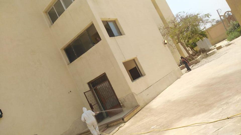رئيس جامعة الفيوم.. تطهير وتعقيم مدن الطلبة الجامعية للمرة الرابعة على التوالي