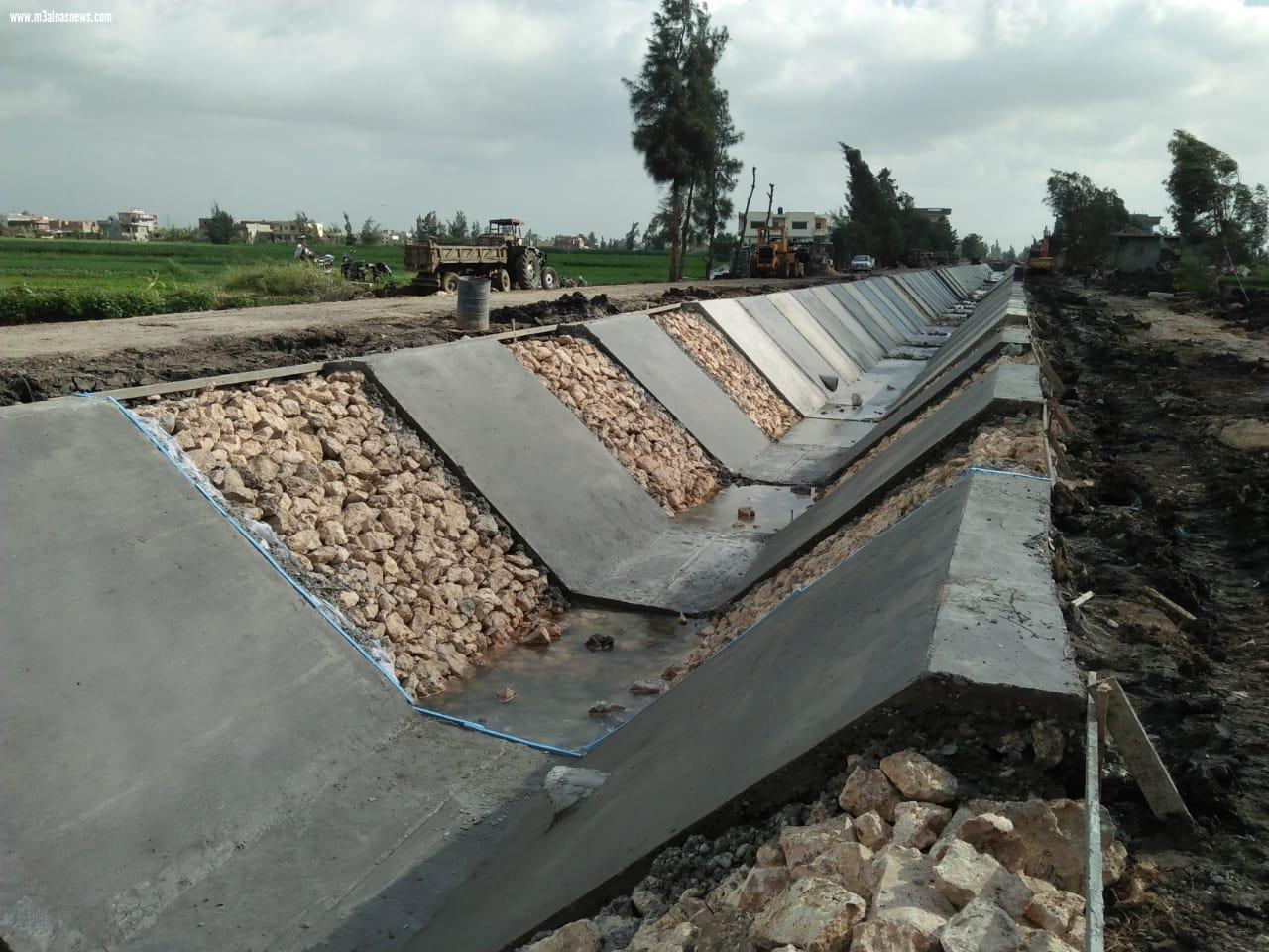   الانتهاء من  تبطين190 كيلو ترع وجاري العمل ب  125 ترعة بكفر الشيخ