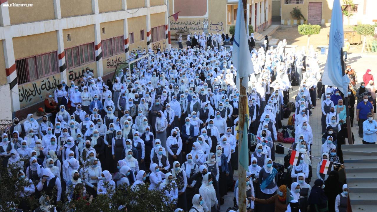  قيادات تعليم كفر الشيخ فى جولات مكوكية على المدارس مع بداية العام الدراسى