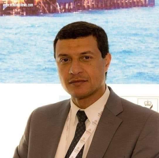 مهتدس مصرى يقدم فكرة لمكافحة التلوث البحري