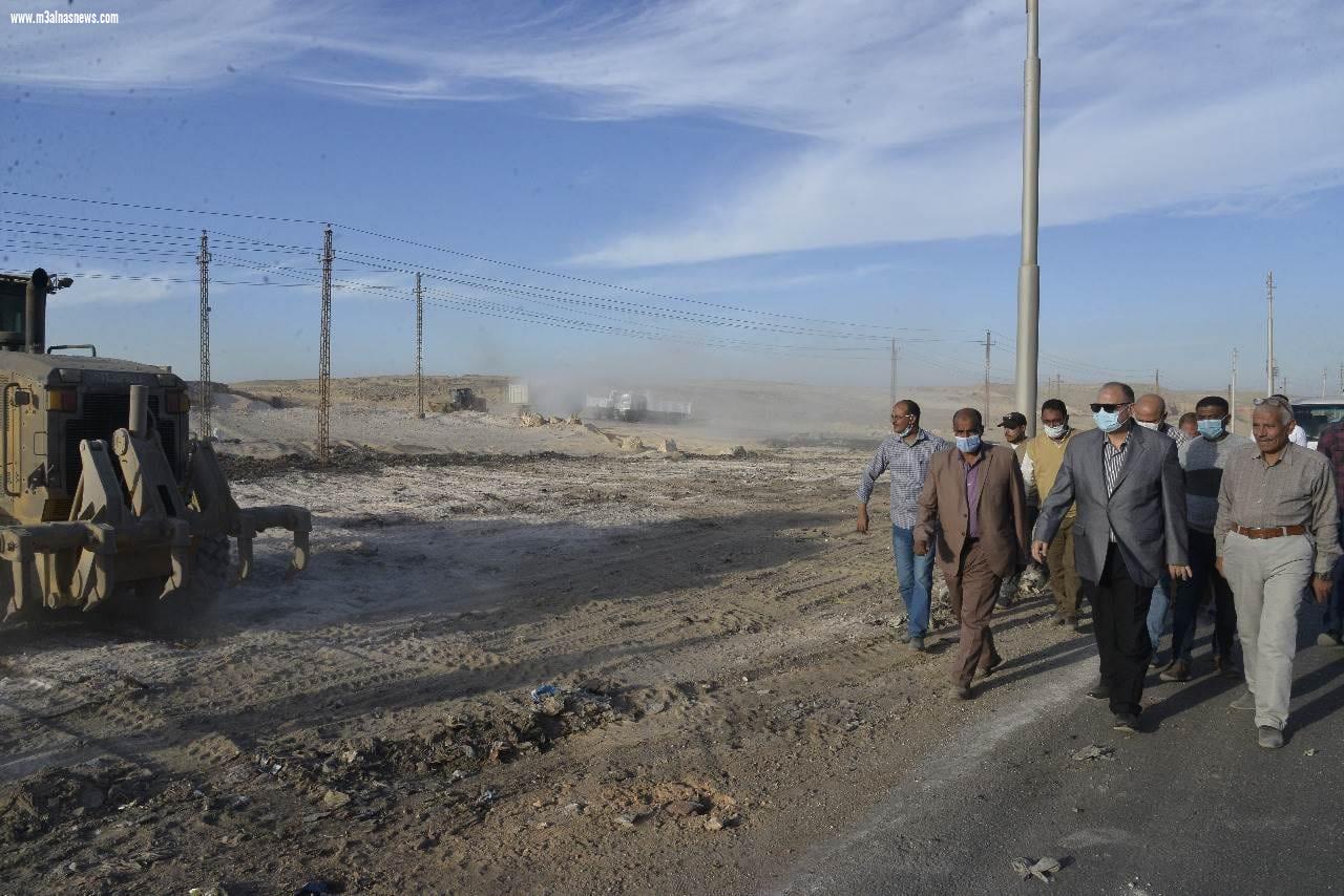محافظ أسيوط يتفقد أعمال تطوير ورفع كفاءة طريق المطار والصحراوى الغربي ومدخل مدينة ناصر الجديدة ضمن خطة المحافظة لتطوير الطرق ورفع كفائتها