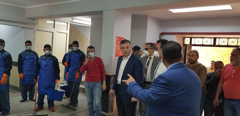 وزير التعليم العالي والبحث العلمي يتفقد المدن والمستشفيات الجامعية