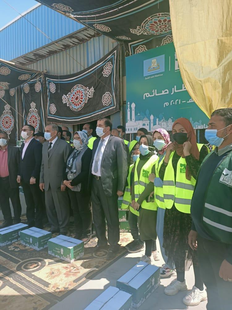 توزيع 11 ألف كرتونة رمضانية على المستحقين و500 وجبة ساخنة يوميا بكفرالشيخ