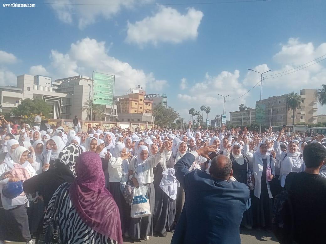 محافظة كفر الشيخ تنظم مظاهرات لدعم المقاومه الفلسطينيه بمشاركة مؤسسات الدولة