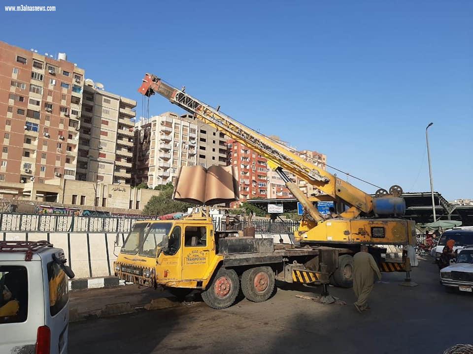 محافظ أسيوط: الانتهاء من وضع مجسم تمثال 