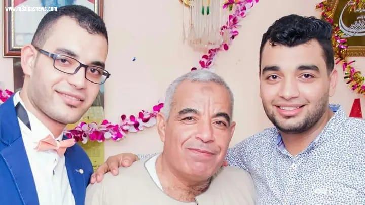 الزميل السيد شحاتة .. يهنئ الدكتور أحمد صقر بافتتاح العيادة الجديدة 