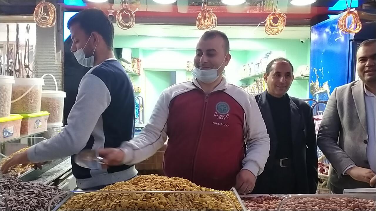 بحضور العبد.. افتتاح محلات بندق وكاجو للمسليات بكفرالشيخ.. صور