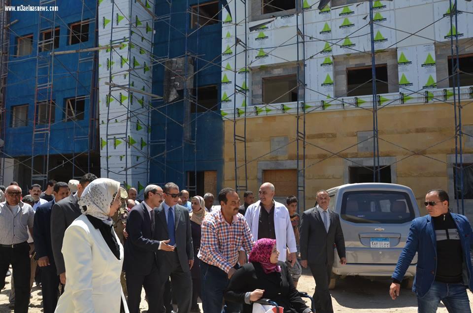 بالصور| محافظ كفرالشيخ يتفقد تطوير وإعادة إنشاء مستشفى قلين المركزى بتكلفة 130 مليون جنيه