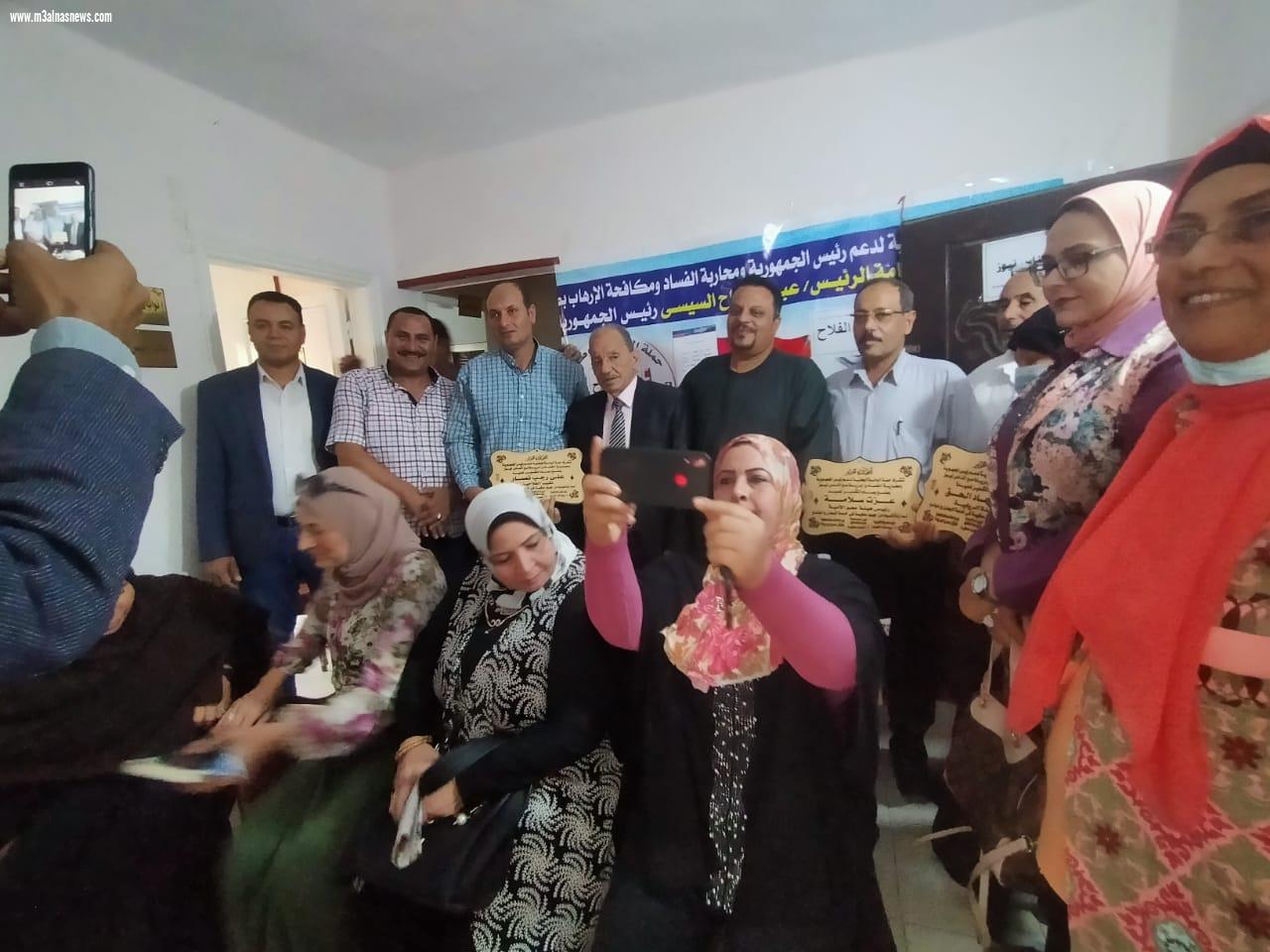 حملة الوحدة الوطنية وجريدة مع الناس نيوز تحتفيان بعيد الفلاح الـ69