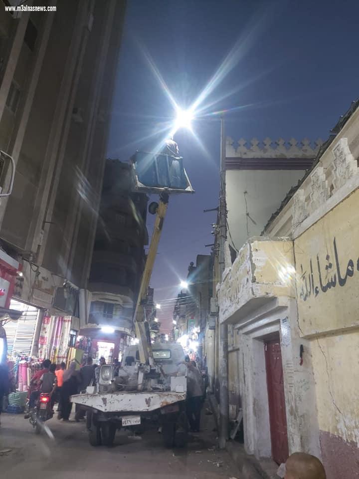 محافظ أسيوط: حملات مكبرة لإعادة الانضباط بالشوارع ورفع كفاءة النظافة بمنطقة القيسارية بحي غرب على مدار اسبوعين