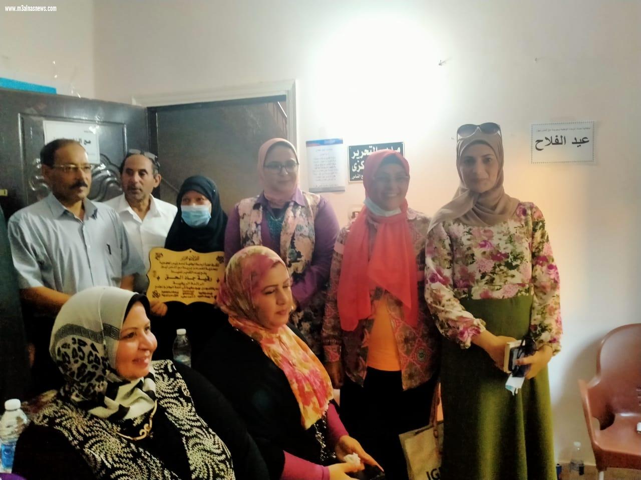 حملة الوحدة الوطنية وجريدة مع الناس نيوز تحتفيان بعيد الفلاح الـ69