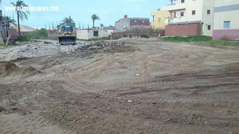 شميس والطبجى يقودان حملة نظافة استعدادا لأعياد الربيع بمصيف بلطيم