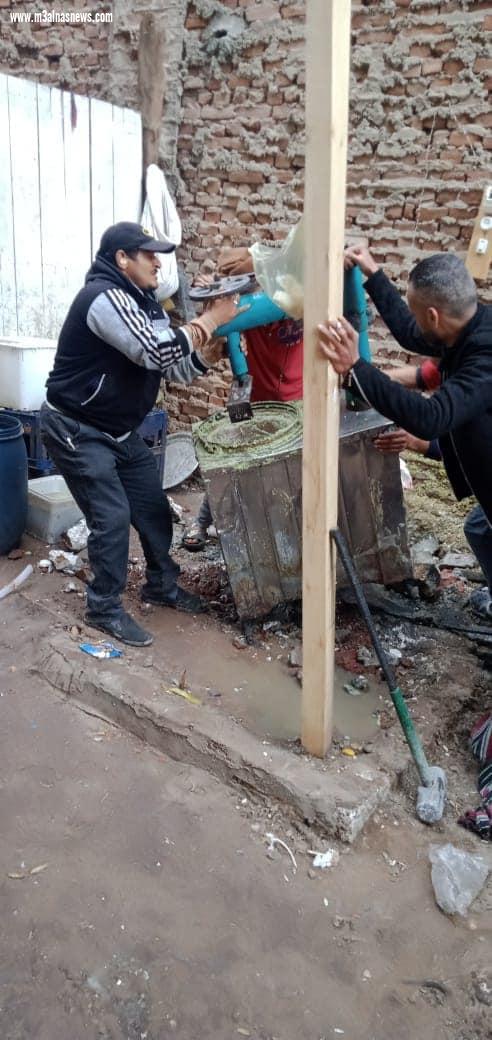 محافظ أسيوط: مصادرة 40 شيشة وإزالة ورفع اشغالات الباعة الجائلين خلال حملة مكبرة بحي شرق