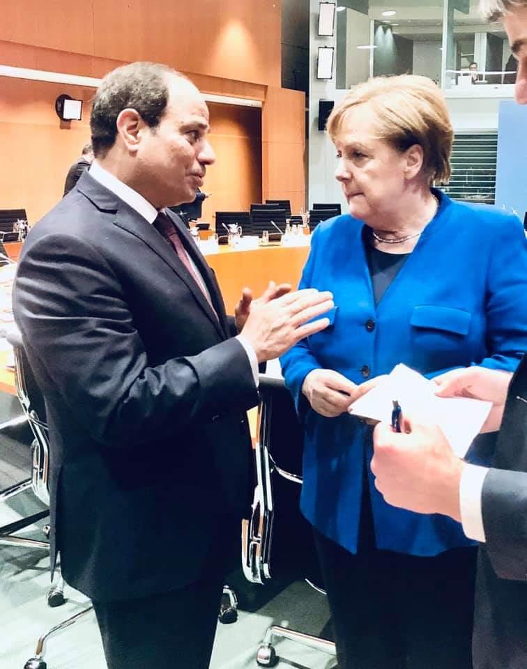  اتصال هاتفي مع السيد الرئيس، المستشارة الالمانية ميركل ترحب بمبادرة إعلان القاهرة بشأن ليبيا