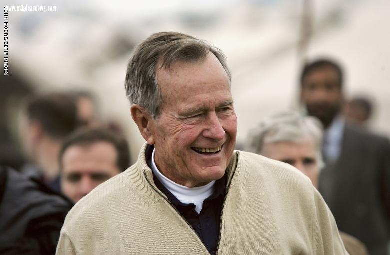 وفاة جورج بوش الأب رئيس أمريكا عن عمر 94 عاما