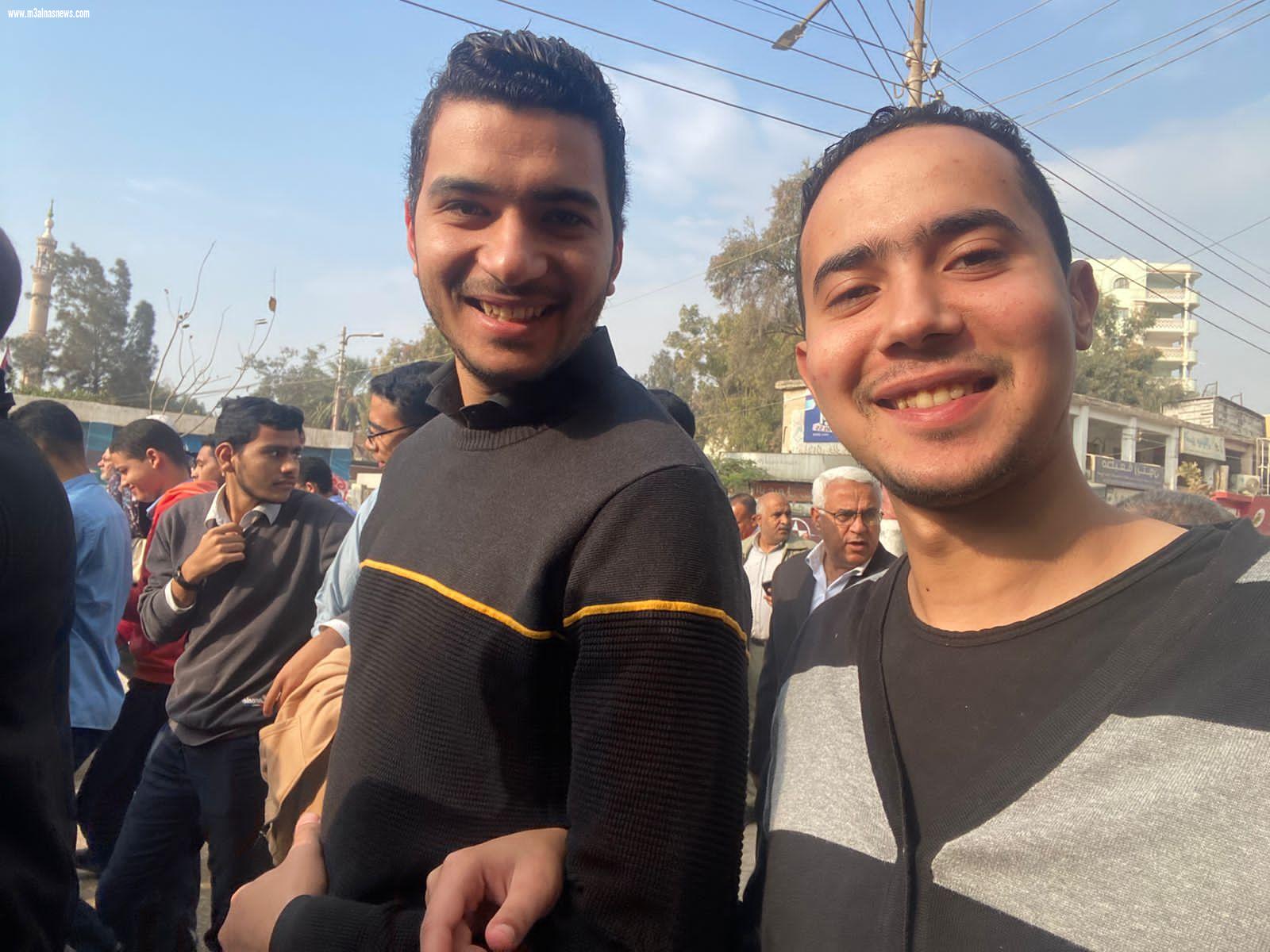 د. احدابو العطا ... يقود مسيرة حاشدة لأطباء مستشفى الصدر تأيدا للسيسي