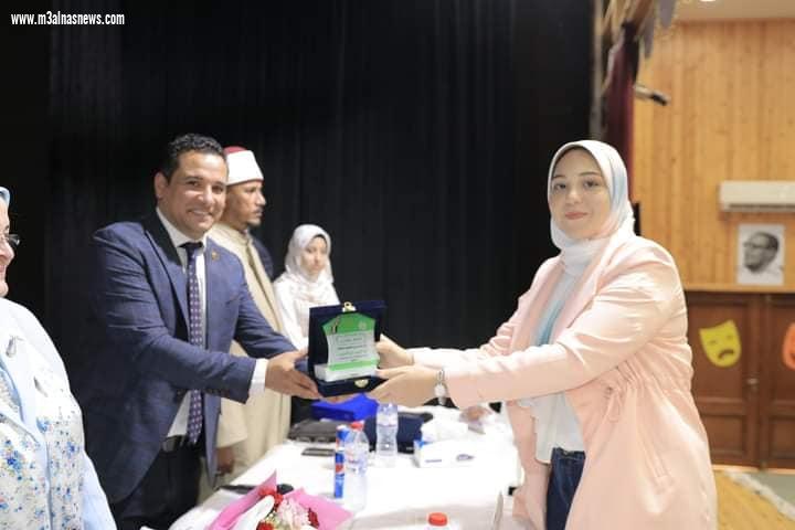 لقطات من تكريم الطلاب المتفوقين في الثانوية العامة والأزهرية لعام 2020/2021 برعاية النائب باسم حجازي