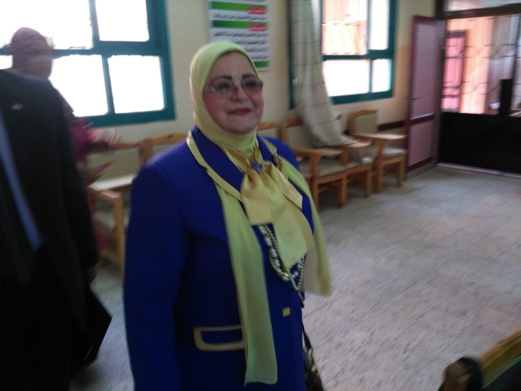 وكيل تعليم كفر الشيخ تتفقد عدد من المدارس استعدادًا للعام الدراسى الجديد