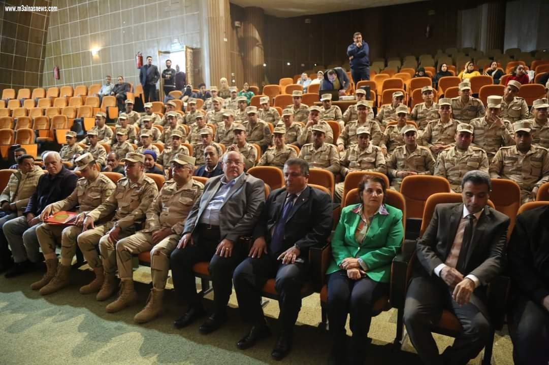    محافظ كفر الشيخ: العاشر من رمضان مصدر إلهام وثقة في قدرة المصريين على عبور التحديات بكل أنواعها
