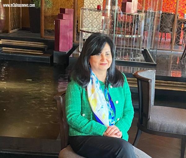 الدكتورة نهى بكر تشارك في مبادرة لدعم المعنفات