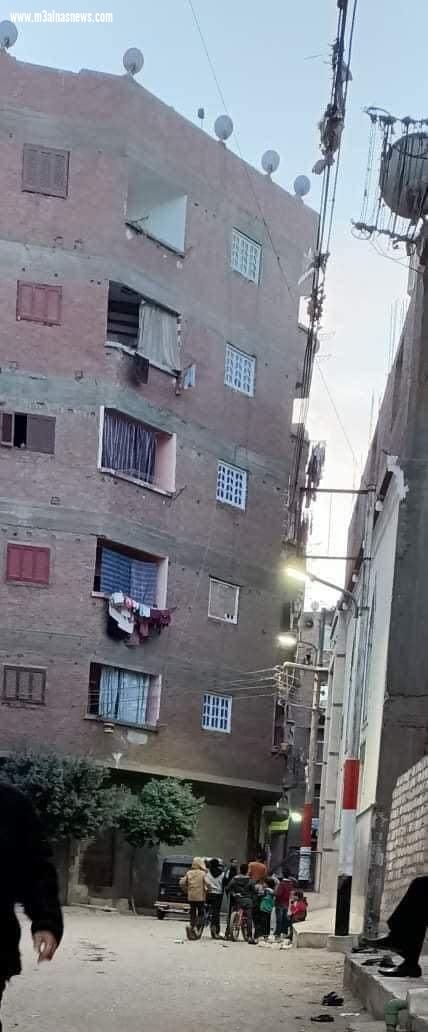 انفراد تفاصيل هامة من أحداث جريمة مقتل شخص بجرجا والقاء القبض علي المتهم وصور حصرية من داخل شقة الجريمه