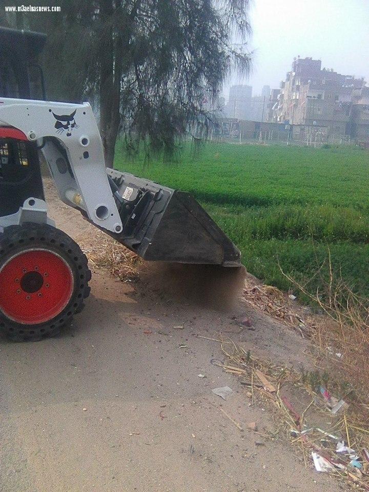 بالصور| محافظ كفرالشيخ يقود حملة لإزالة التعديات على الأراضى الزراعية