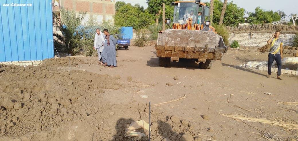 محافظ أسيوط: ضبط 3 مصانع تعبئة بدون ترخيص وسلع منتهية وغير صالحة للاستهلاك خلال حملة مكبرة بمركز الفتح